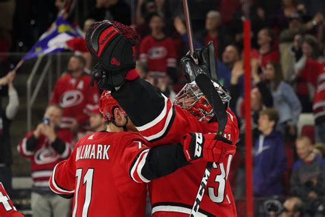 Carolina Hurricanes: 3 Takeaways from the PLAYOFF CLINCHING WIN