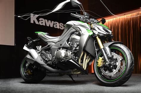 Kawasaki Z1000, Ninja 1000 launched at Rs 12.5 lakh - Autocar India