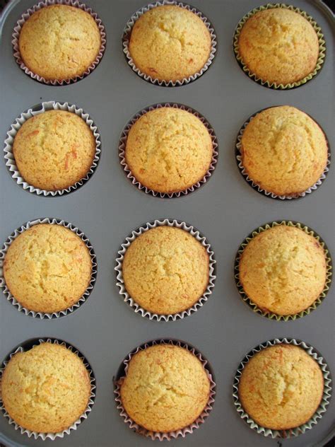 Delectably Mine: Honey Cheese Corn Muffins