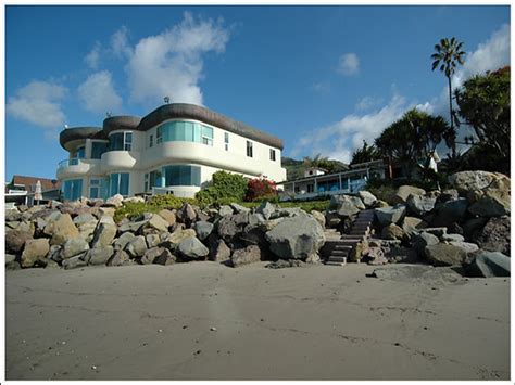 Ventura North Beaches | Find a beach home