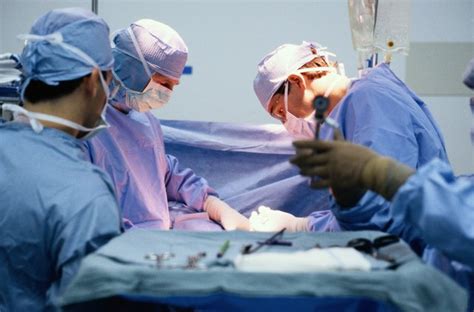 Complications After Craniotomy Surgery | Livestrong.com