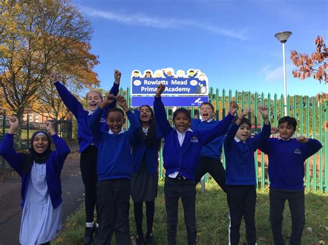 Rowlatts Mead Academy celebrates Ofsted results – The Mead Educational Trust | TMET Leicester MAT