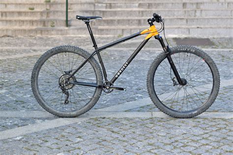 Nordest Britango mountain bike hardtail hits the trail in 4130 steel or titanium - Flipboard