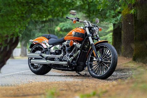 Harley-Davidson Breakout 117 2024, Harga Malaysia, Specs & November Promosi