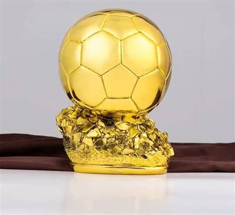 Execuţie sete vită world cup golden ball stenografie mierloi Pesimist