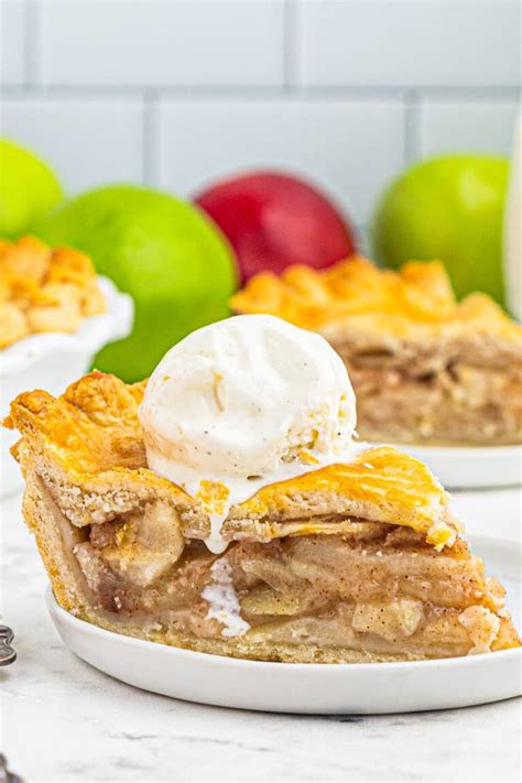 Homemade Apple Pie Recipe - Easy Dessert Recipes