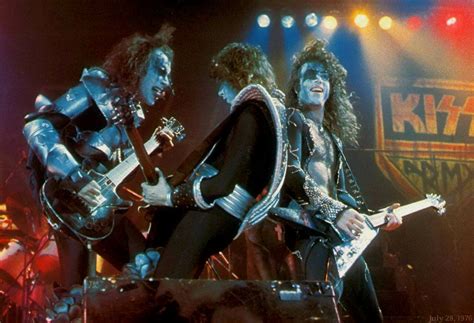 KISS ~July 28, 1976 (Destroyer tour) - KISS Photo (38423723) - Fanpop