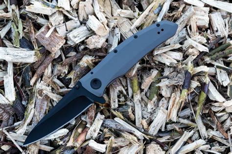 The 10 Best Survival Knife Brands - Blade Hacks