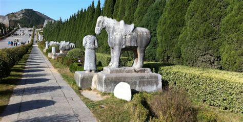 Qianling mausoleum & Xianyang museum - MyAsianTrip