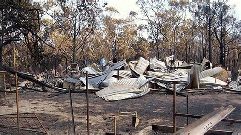 Black Saturday bushfires remembered five years on | SBS News