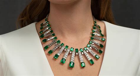 Emerald Green: Vibrant Jewels in 2021’s Most Fashionable Hue