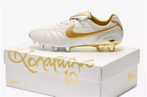 Nike Tiempo Legend 10R "2018 Edition" Released | Soccer Cleats 101