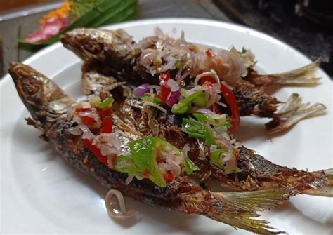 Resep Ikan Lemuru Sambal Matah versi Bali oleh Nonik Indra - Cookpad