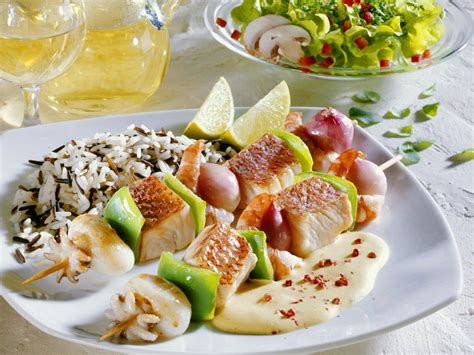 Seafood Skewers Recipe | EatSmarter