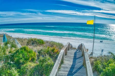 Awesome Curved-Earth 30A Beach Scene at Famous Blue Mountain Beach Florida Stock Image - Image ...