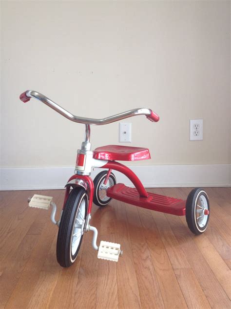 Vintage AMF junior Childs red Tricycle / vintage red three