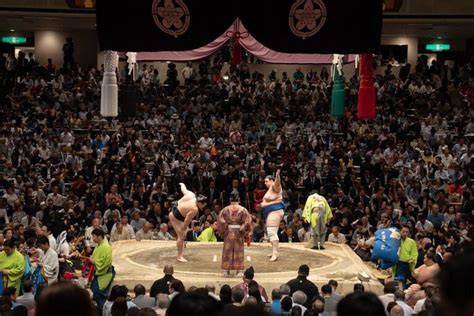 How To Watch Sumo Wrestling In Tokyo Japan