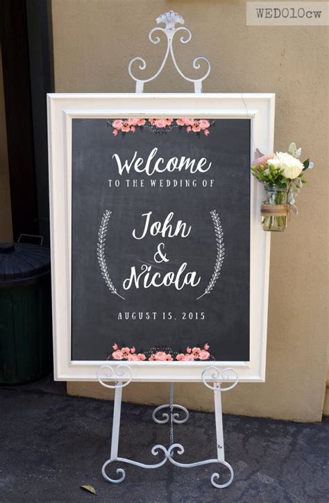 Vintage Floral Wedding Welcome Sign / Rustic Faux Chalkboard