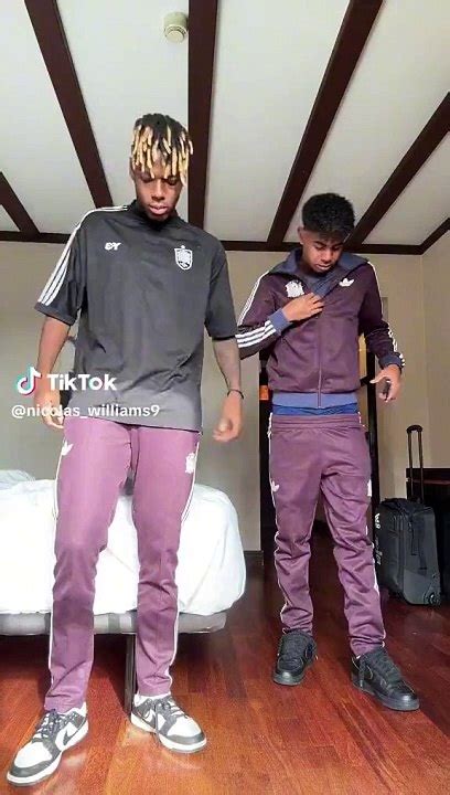 Lamine Yamal y Nico Williams, compartiendo un baile de TikTok - Vídeo Dailymotion