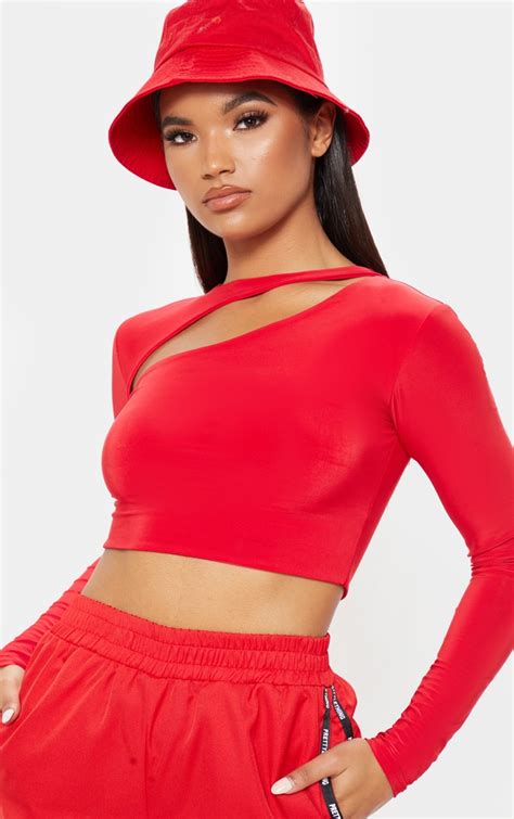 Red Cut Out Crop Top | Tops | PrettyLittleThing USA