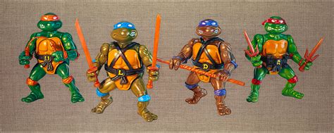 My painting of TMNT 1988 Action Figures, Oil on Linen 100 x 40cm : r/TMNT