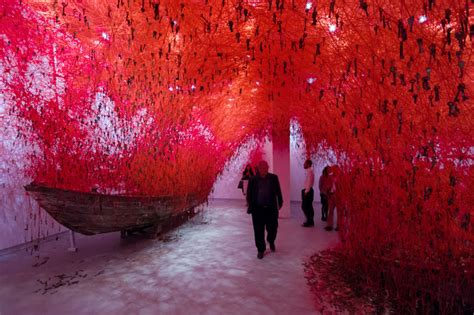 Chiharu Shiota - Venice Biennale Arte 56 - The Key in the Hand installation