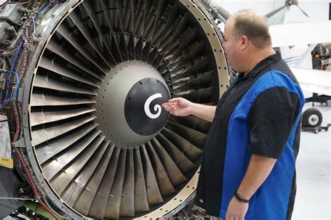 Massive Airplane Engine donated to MTSU by Southwest Airlines - Murfreesboro News and Radio