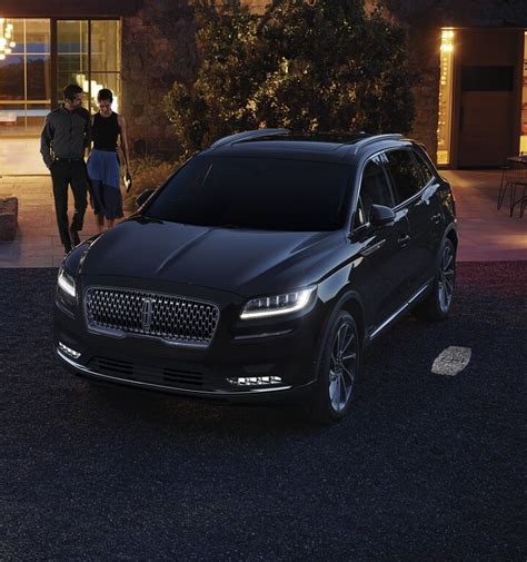 2023 Lincoln Nautilus® | Two-Row Midsize Luxury SUV