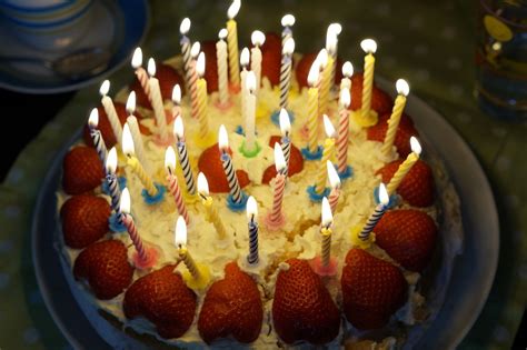 Geburtstagskuchen Brennen Kerzen · Kostenloses Foto auf Pixabay