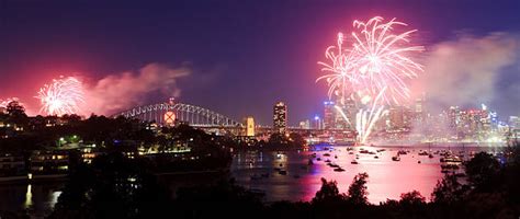 1,100+ Sydney Fireworks Stock Photos, Pictures & Royalty-Free Images - iStock