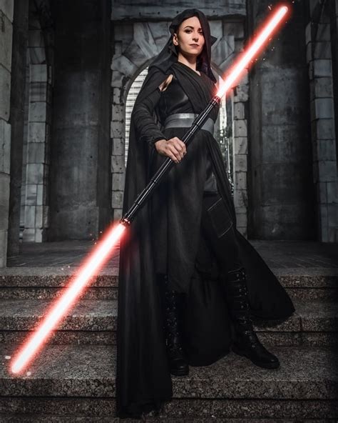 Dark rey cosplay by @molliedamon on twitter : r/StarWarsCantina