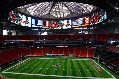Mercedes-Benz Stadium announces free bike valet for Falcons, United games - Curbed Atlanta