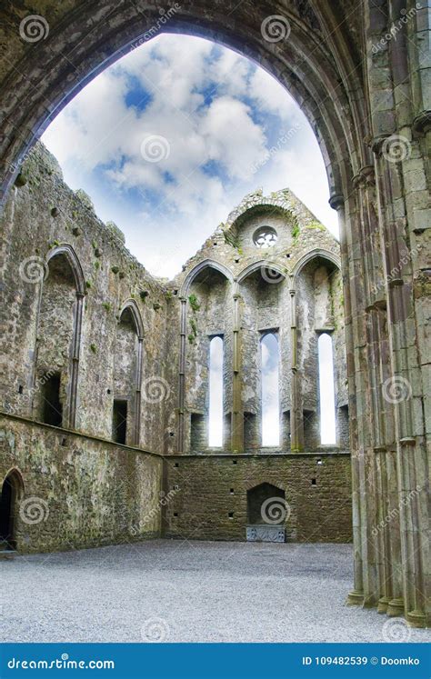 Inside the Castle Rock of Cashel Editorial Stock Image - Image of building, king: 109482539