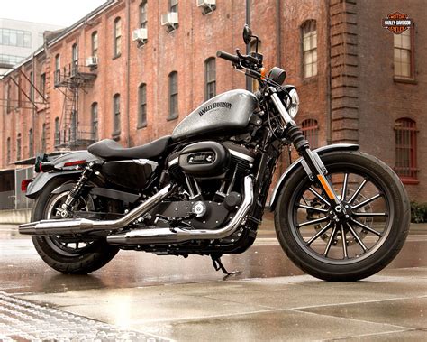 2015 Harley-Davidson XL883N Iron 883 Review