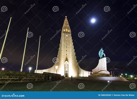 Hallgrimskirkja statue stock photo. Image of center, building - 58835050