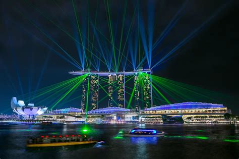 wallpaper singapore, marina bay sands, glare, marina bay, night, lights, laser show HD ...