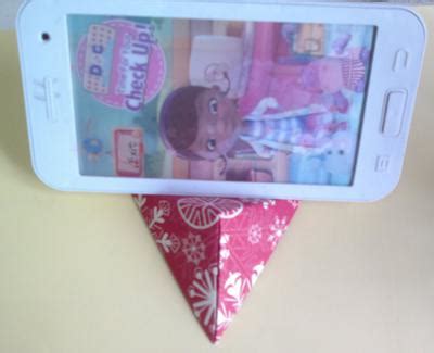 Origami Smartphone Stand