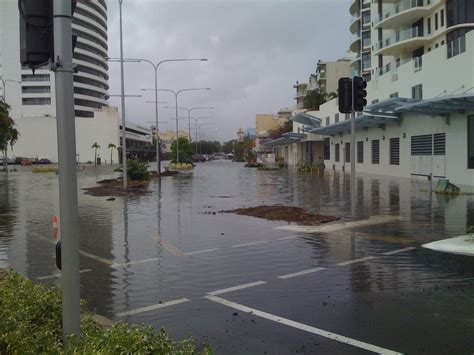 Tropical Cyclone Charlotte fills Cairns streets - Matt Langtree