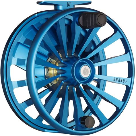 8 Best Fly Reels for Saltwater - Ultimate Guide 2024 - The Wading List