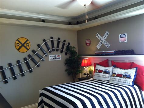 Train Themed Boys Room Ideas | Train Themed Bedrooms for Kids & Toddlers | Bedroom design ...