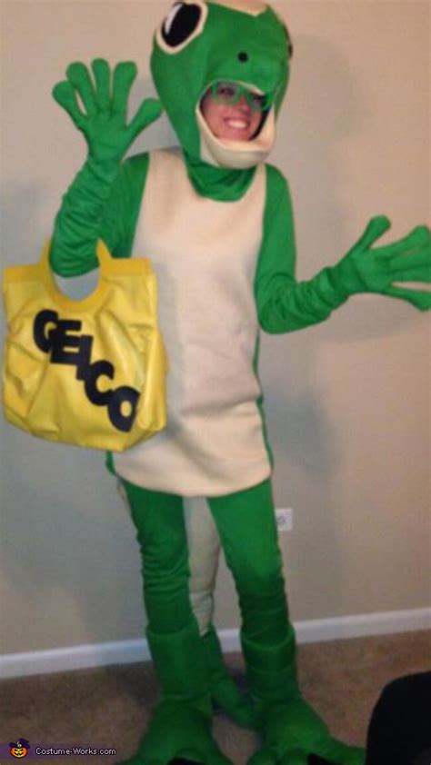 The Geico Gecko Halloween Costume