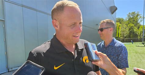 Seth Wallace likes Iowa's depth at linebacker