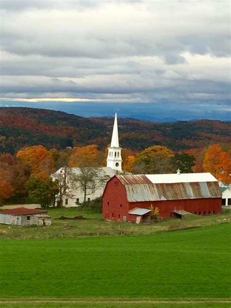 Peacham, VT | Old barns, House styles, Past