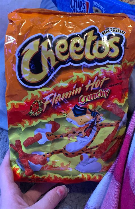 Cheetos Crunchy Flamin' Hot Flavored Cheese Flavored Snacks 8.5 oz ...