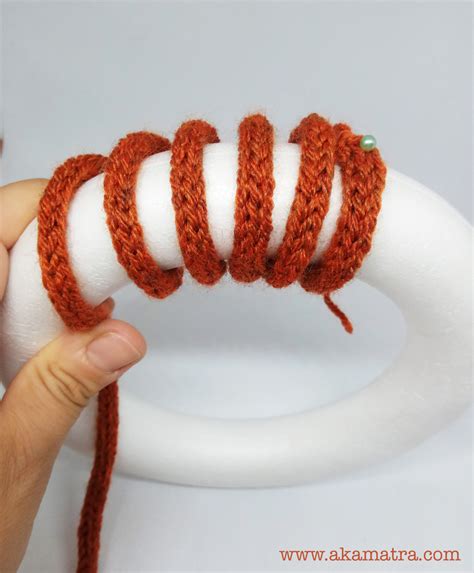 French knitting projects you'll actually want to make - Akamatra