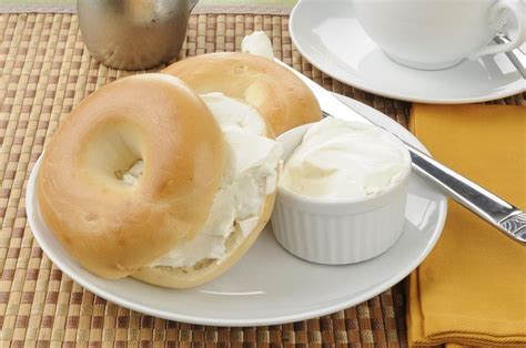 Low-Fat Cream Cheese Substitute | Livestrong.com