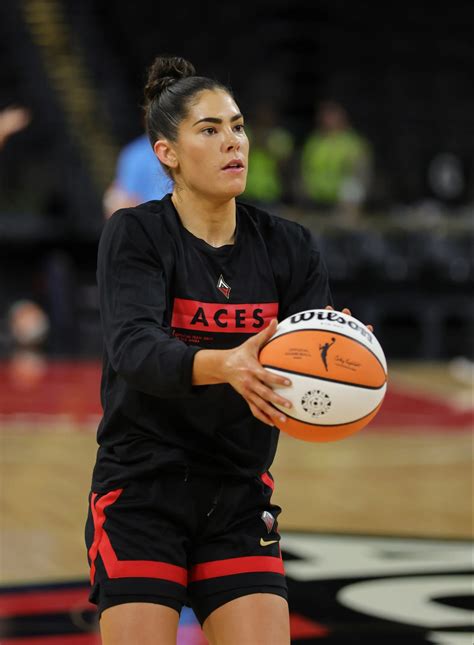 Who is WNBA star Kelsey Plum? | The US Sun