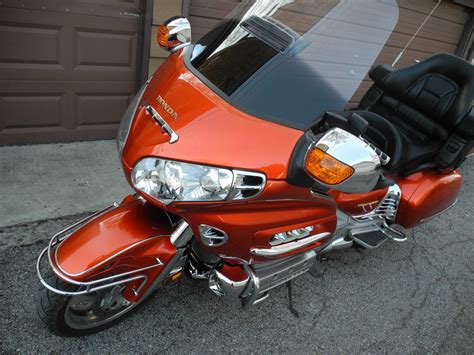 STUNNING - 1800 HONDA GOLDWING - Low Miles - 13,564!