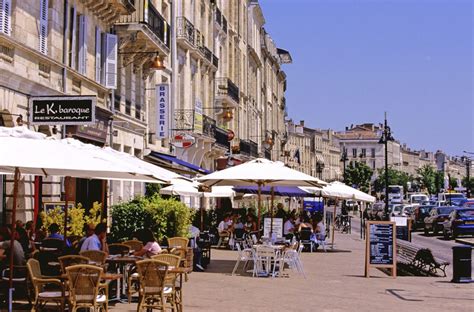 Médoc Day Tour from £136pp – Wine Tasting France