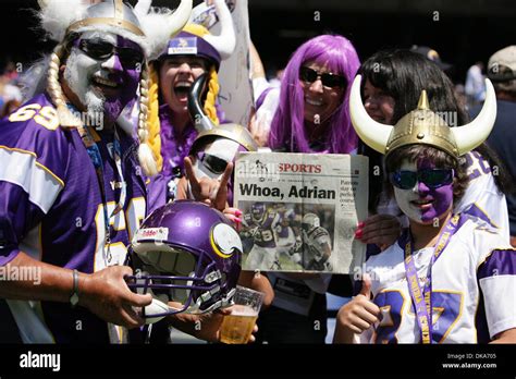 Minnesota vikings fans hi-res stock photography and images - Alamy